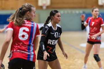 Bild 320 - wBJ SV Henstedt Ulzburg - HSG Holstein Kiel/Kronshagen : Ergebnis: 30:28